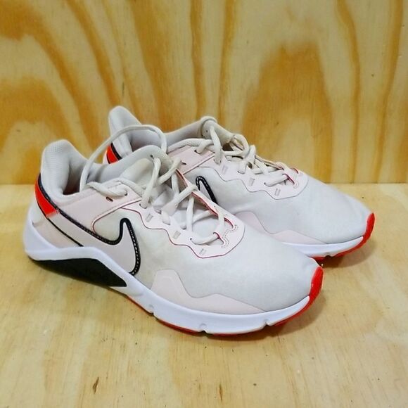 NIKE Womens Legend Essential 2 Shoes Sneakers Running sz 8 - Picture 1 of 9